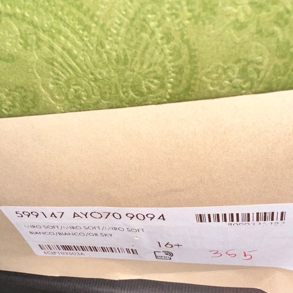 Gucci Interlocking G New Ace trainers men size 16.5 new with tag and shoe box - Picture 8 of 8